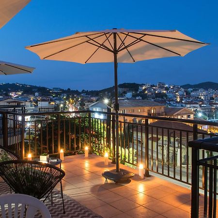 D & E Apartments スキアトスタウン エクステリア 写真